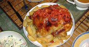 курица по-мадридски с шампиньонами, сладким перцем и картофелем